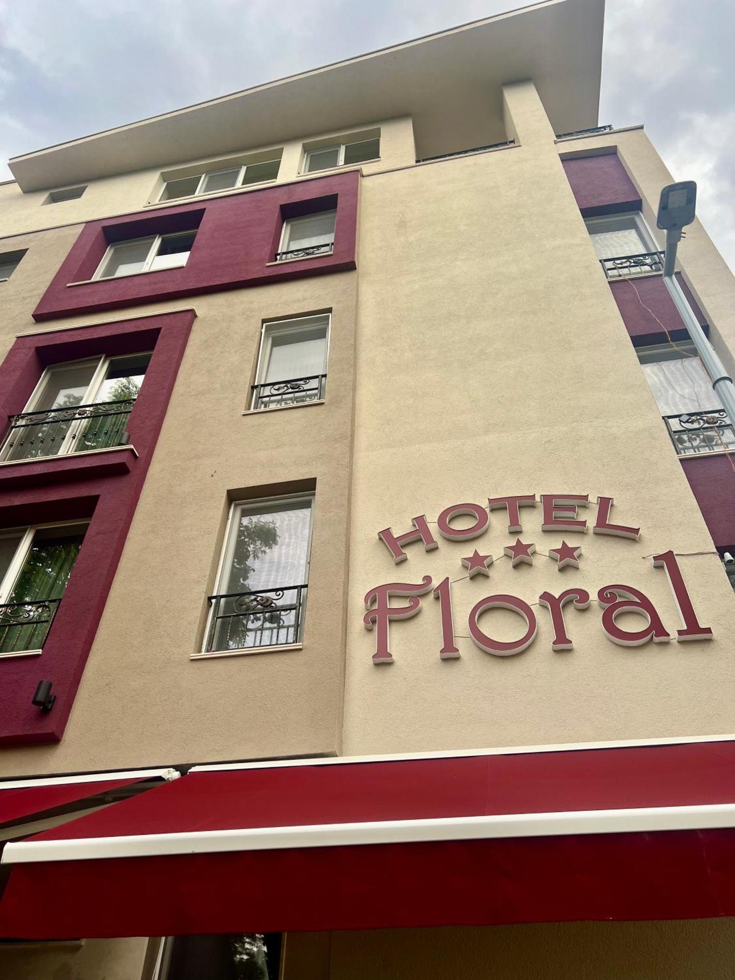 Floral Boutique Hotel Pleven Exteriör bild