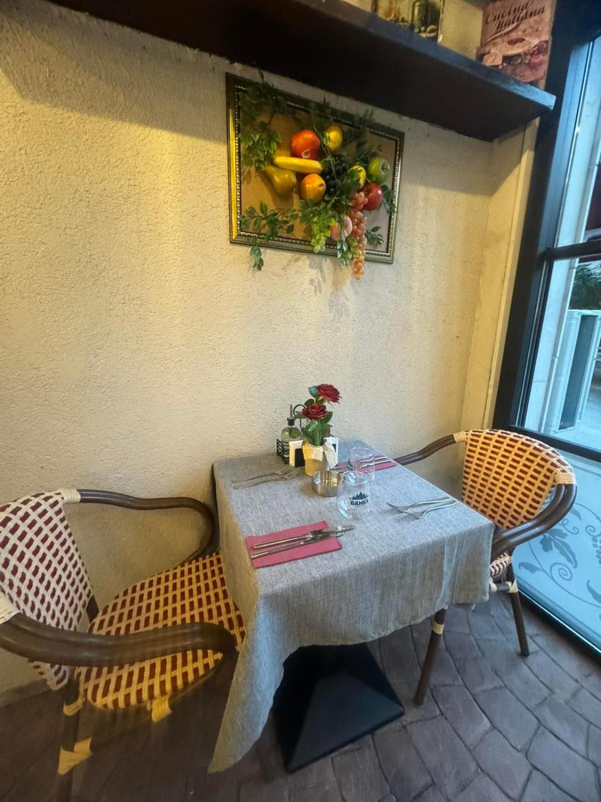 Floral Boutique Hotel Pleven Exteriör bild